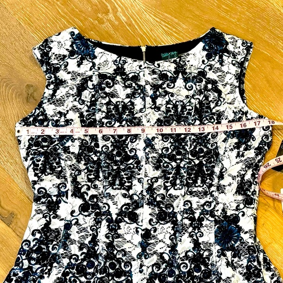 Gabby Skye Fit and Flare Dress Size 10 Pearl and Navy - Picture 2 of 11